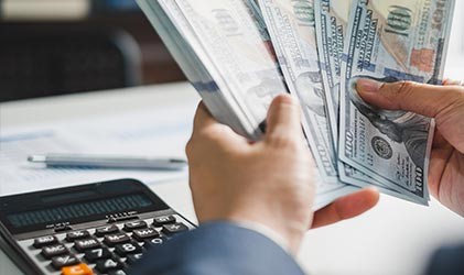 Counting cash manually